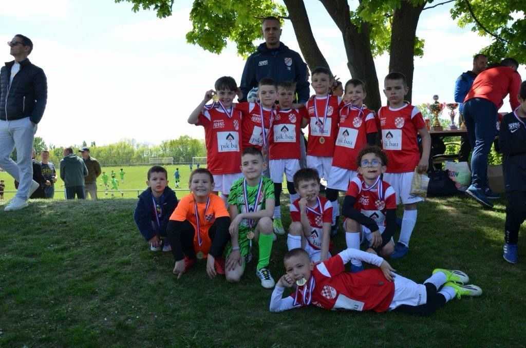 20. ROĐENDAN I 20. NOGOMETNI TURNIR ZA DJECU: SK Cro Vienna ove godine u znaku broja dvadeset 20. ROĐENDAN I 20. NOGOMETNI TURNIR ZA DJECU: SK Cro Vienna ove godine u znaku broja dvadeset