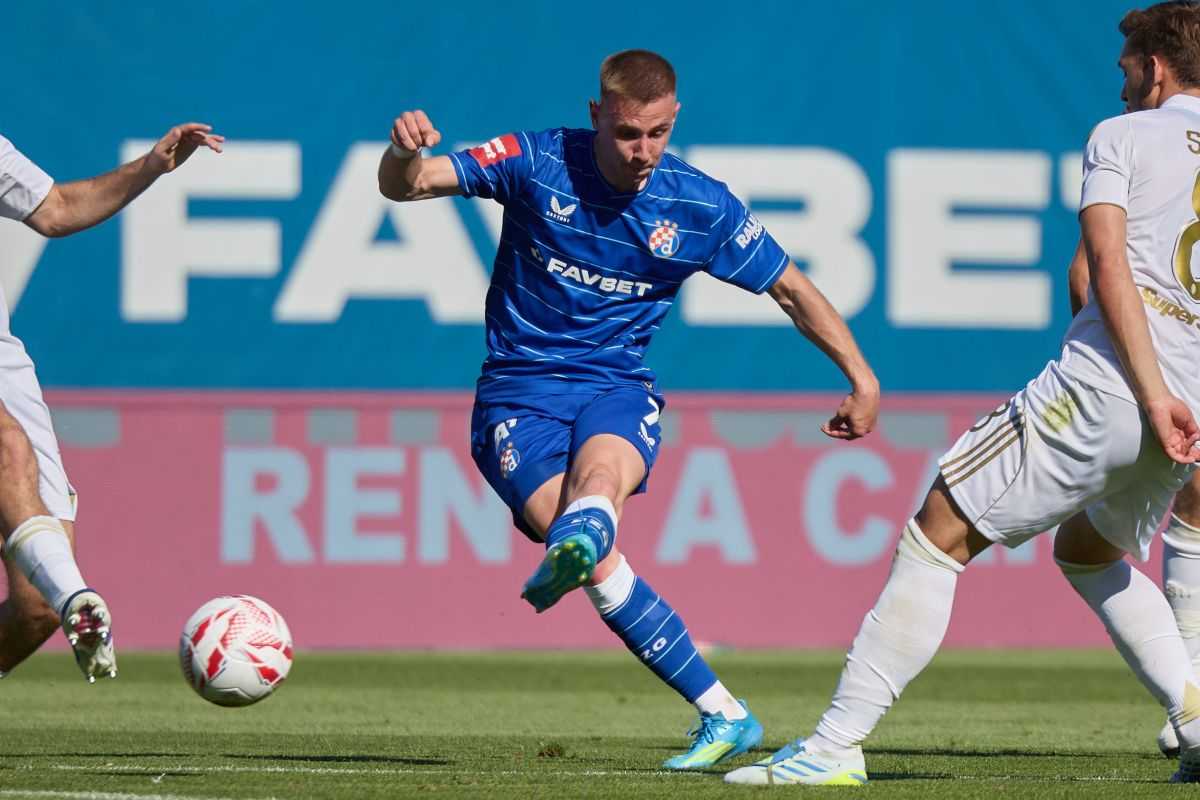 DINAMO POBJEDNIK U DERBIJU: Prekinuta Hajdukova trogodišnja tradicija nepobjedivosti na Maksimiru DINAMO POBJEDNIK U DERBIJU: Prekinuta Hajdukova trogodišnja tradicija nepobjedivosti na Maksimiru