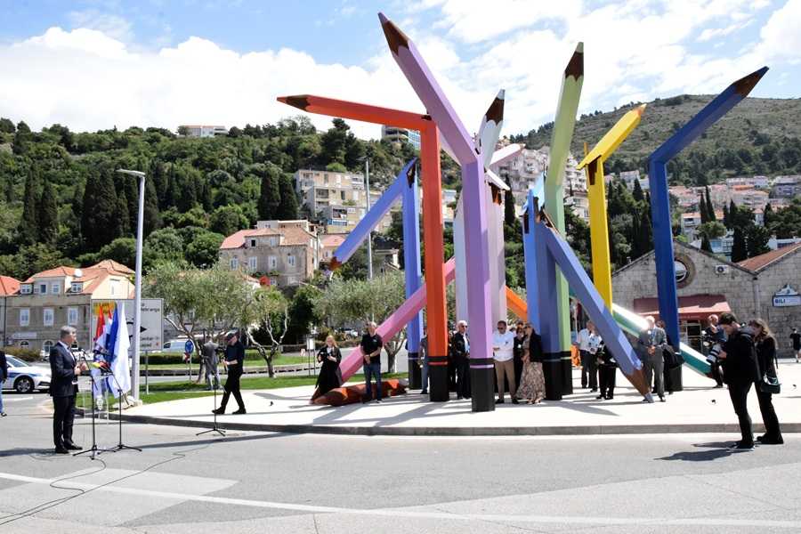 Andrej Plenkoviću u Dubrovniku je sudjelovao na predstavljanju spomenika djeci poginuloj u Domovinskom ratu