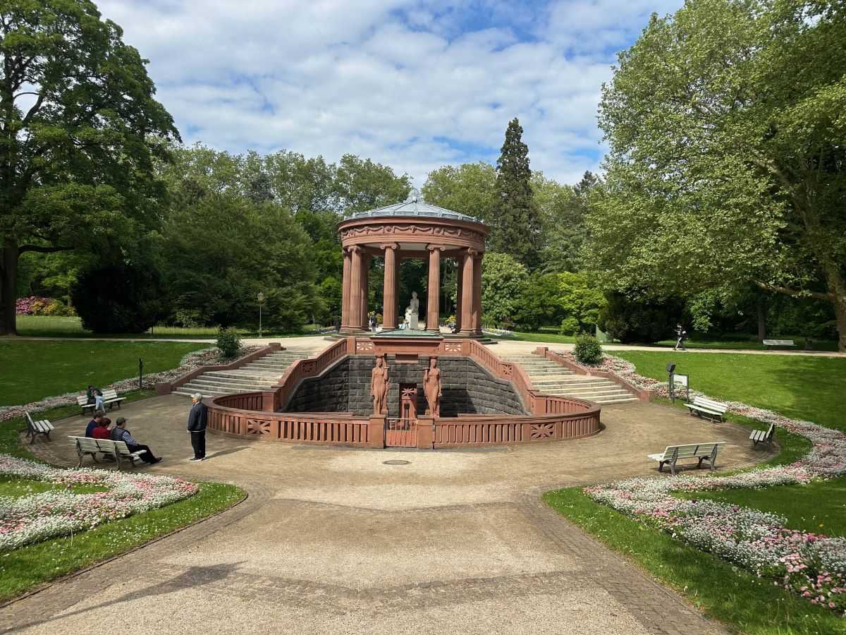 NJEMAČKI GRAD KOJI HRVATI OBOŽAVAJU: Ima nešto što mnogi drugi gradovi nemaju! Bad Homburg / Foto: Fenix (SIM)