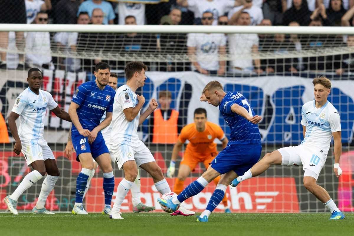 MODRO SLAVLJE NA OPUS ARENI: Dinamo osvojio Kup luka stojkovic dinamo
