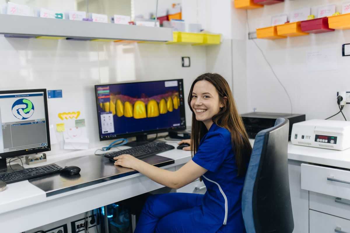 STOMATOLOŠKA POLIKLINIKA SALONA DENTAL: Centar vrhunske stomatologije u Dalmaciji