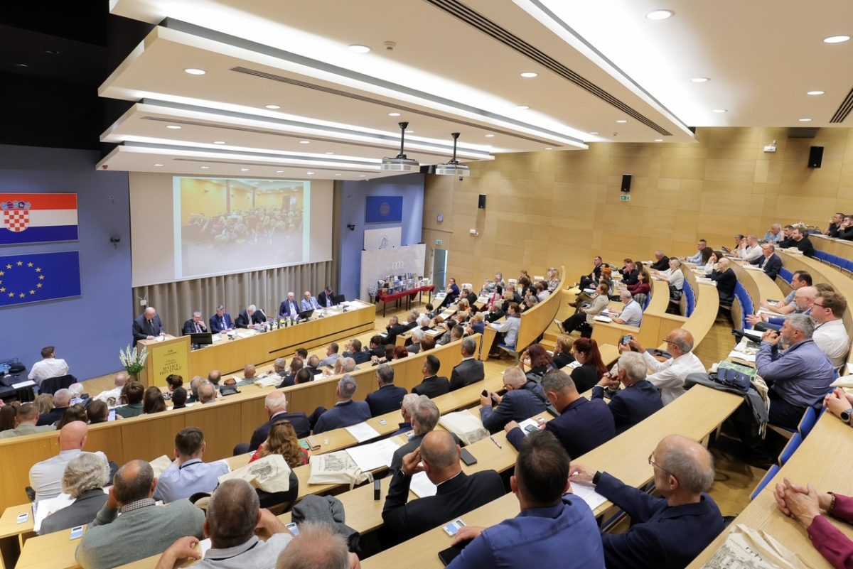 Glavna izvještajna skupština Matice hrvatske / Foto: Mirko Cvjetko