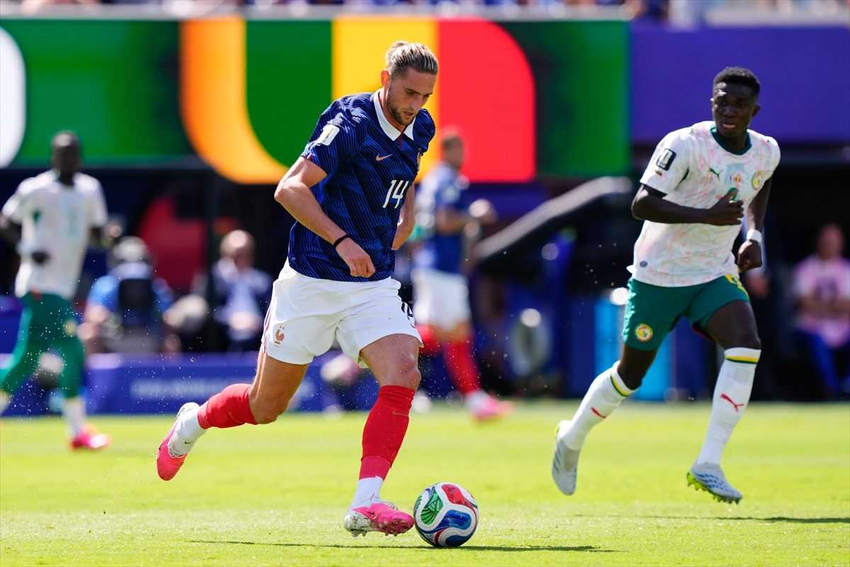 SENEGAL PAO NAKON SAT IGRE: Deschamps zadovoljan, Francuska je uz pogotke Mbappea i Barcola uzela prva 3 boda SENEGAL PAO NAKON SAT IGRE: Deschamps zadovoljan, Francuska je uz pogotke Mbappea i Barcola uzela prva 3 boda