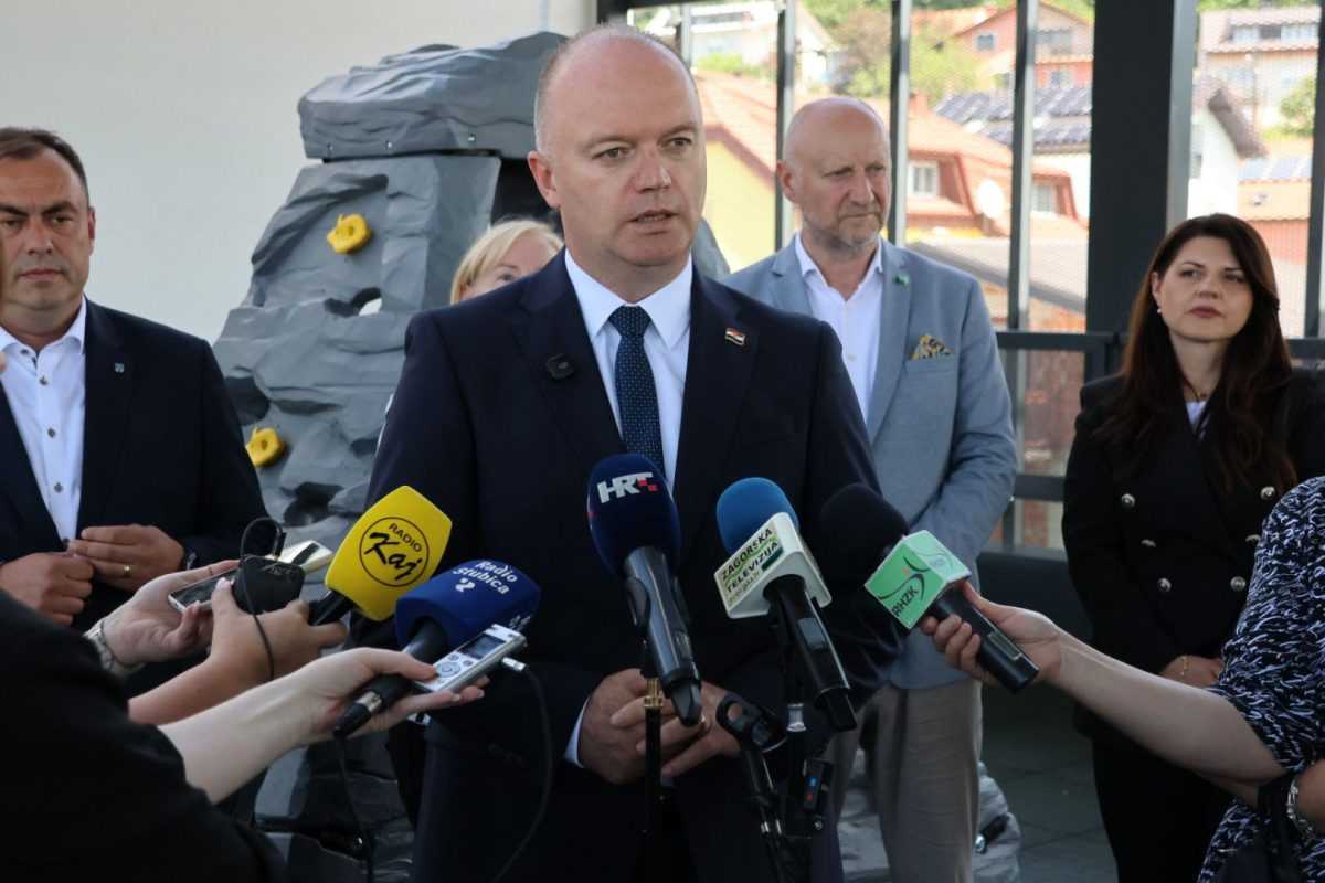 Ministar demografije i useljeništva Ivan Šipić u Krapini / Foto: MDU