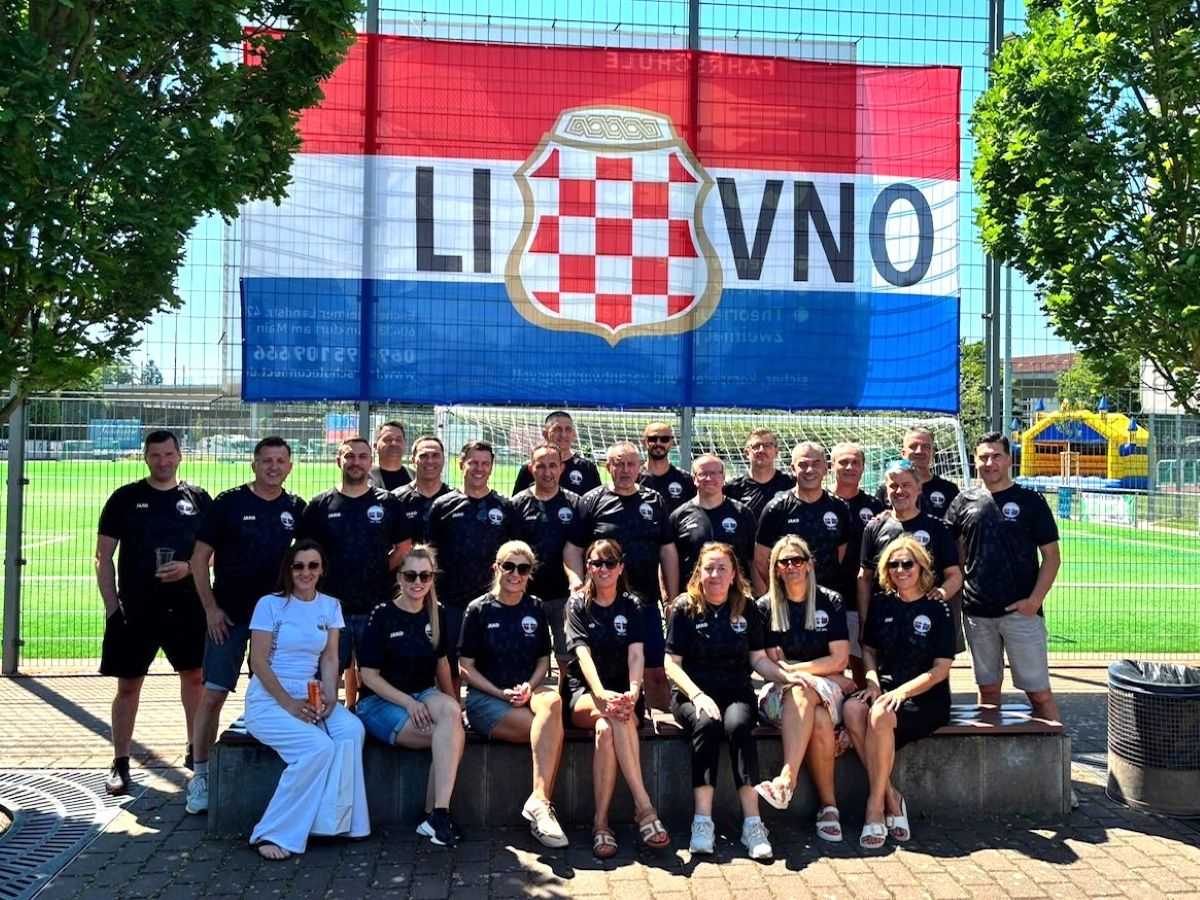 MEMORIJALNI TURNIR „MIJO LOVRIĆ“: "Hercegovina United" prva na turniru Livanjske zajednice Frankfurt