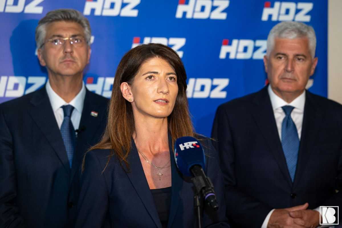 VODSTVO DVAJU HDZ-a U DUBROVNIKU: Zajednička potpora europskim integracijama BiH i ustavnoj ravnopravnosti Hrvata VODSTVO DVAJU HDZ-a U DUBROVNIKU: Zajednička potpora europskim integracijama BiH i ustavnoj ravnopravnosti Hrvata
