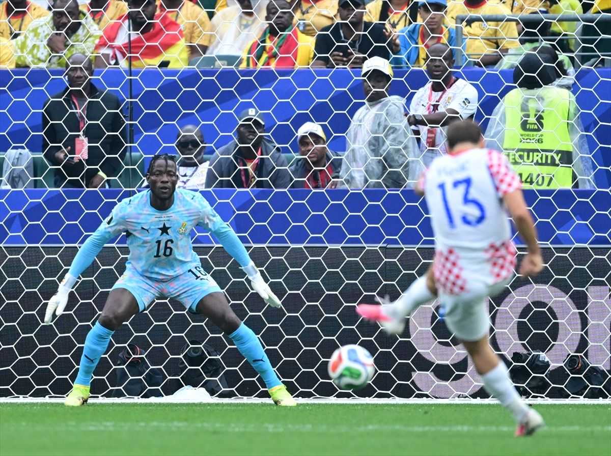 HRVATSKA NASTAVLJA NATJECANJE U TORONTU: Vatreni protiv Gane upisali drugu pobjedu na SP-u HRVATSKA NASTAVLJA NATJECANJE U TORONTU: Vatreni protiv Gane upisali drugu pobjedu na SP-u