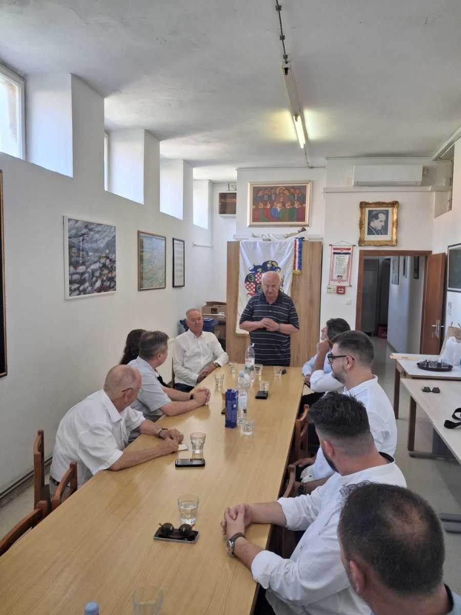 IZBORNO SIJELO NA POLJUDU: Novo vodstvo Zmajskog stola u Splitu nastavlja čuvati hrvatsku baštinu