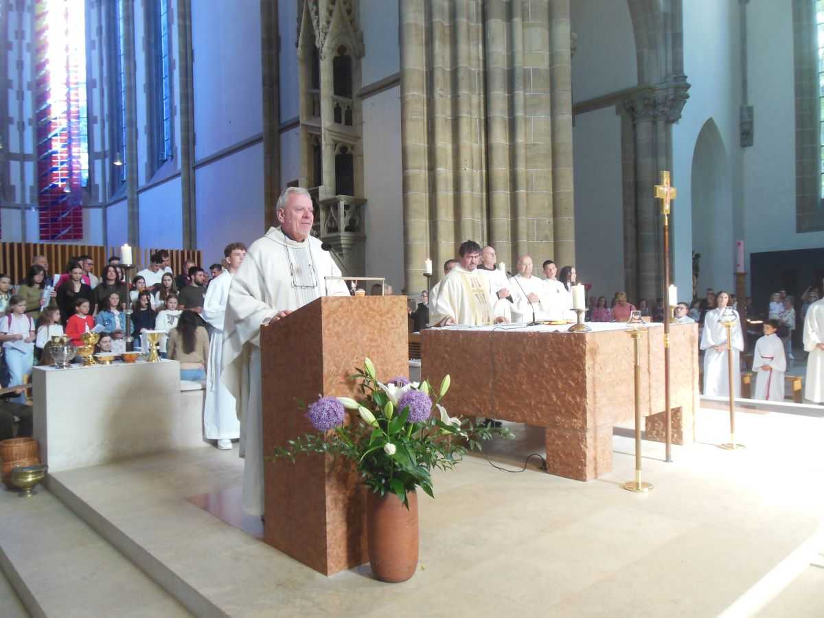 U ZNAKU SV. ANTE I MLADIH: Framaši iz Beča na duhovnoj obnovi i proslavi u Münchenu Proslava sv. Ante u Münchenu / Foto: Fenxi (JŽ)