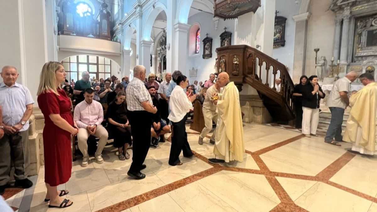 IMOTSKI: Fra Nediljko Brečić proslavio zlatni jubilej – 50 godina misništva