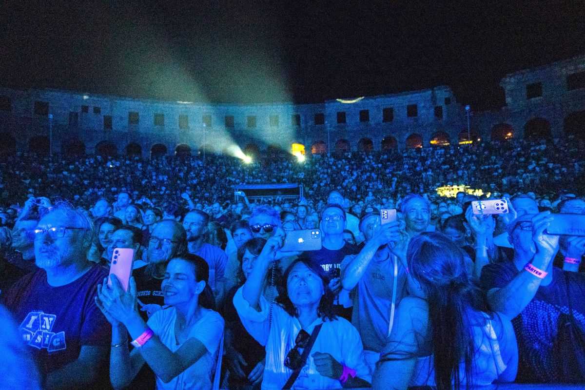 PULSKI DOGAĐAJ LJETA: Moby u prepunoj Areni održao prvi samostalni koncert u Hrvatskoj