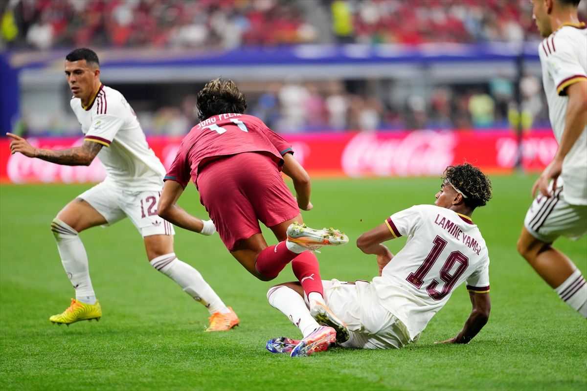 PORTUGAL NAPUŠTA SP: Španjolska pogotkom u sudačkoj nadoknadi izborila četvrtfinale Svjetskoga prvenstva PORTUGAL NAPUŠTA SP: Španjolska pogotkom u sudačkoj nadoknadi izborila četvrtfinale Svjetskoga prvenstva
