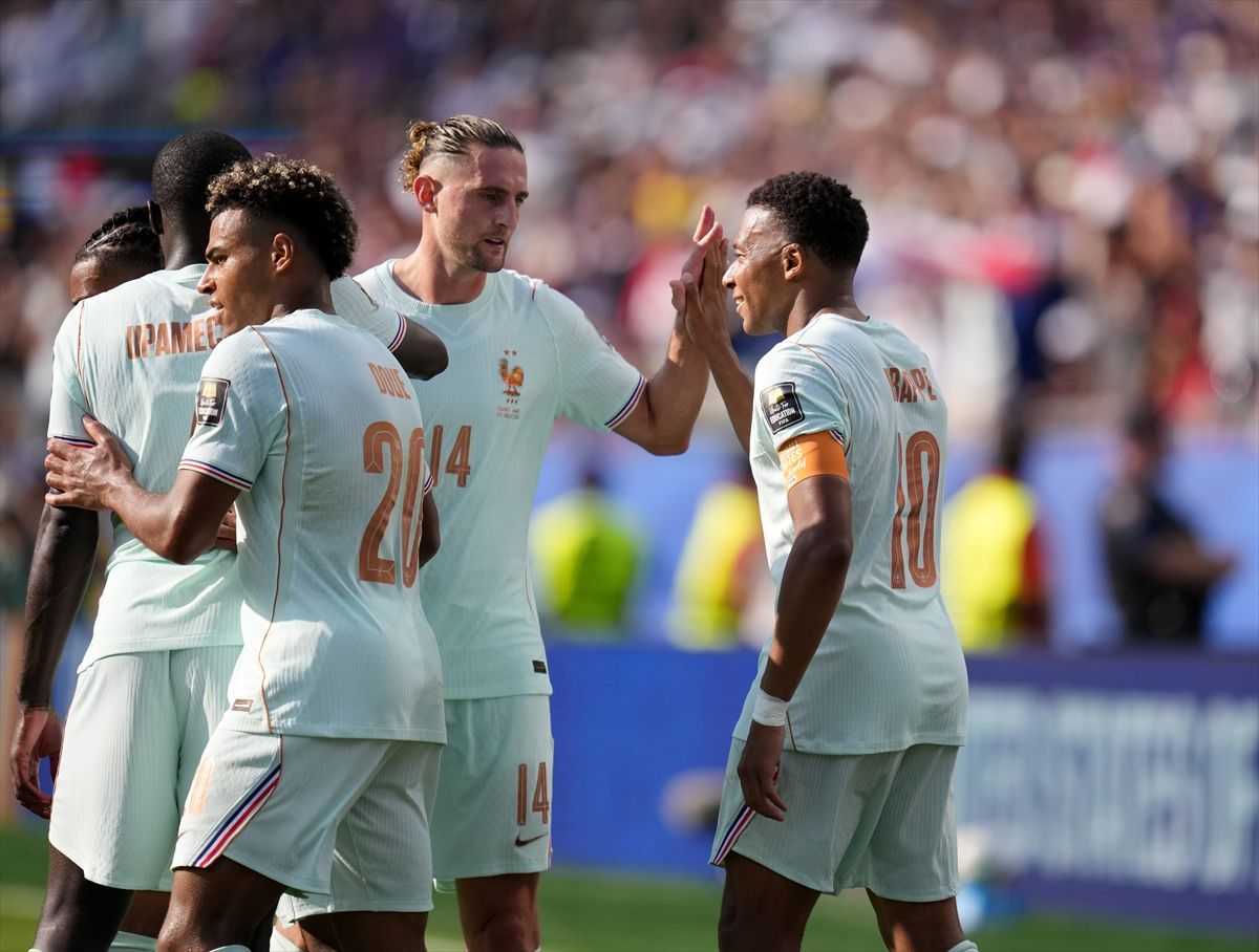 NEZAUSTAVLJIVI "TRIKOLORI": Francuska s 2:0 slomila Maroko NEZAUSTAVLJIVI "TRIKOLORI": Francuska s 2:0 slomila Maroko