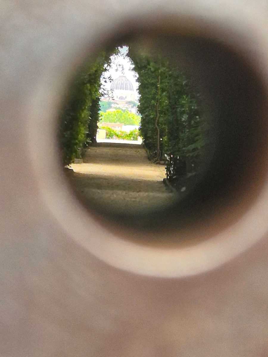 Ključanica na vratima na Aventinskom brežuljku / Foto: Fenix (MD)