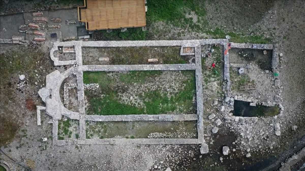 EPOHALNO OTKRIĆE: Otkriveni ostaci male crkve u Izniku u kojoj je održan Prvi nikejski sabor EPOHALNO OTKRIĆE: Otkriveni ostaci male crkve u Izniku u kojoj je održan Prvi nikejski sabor