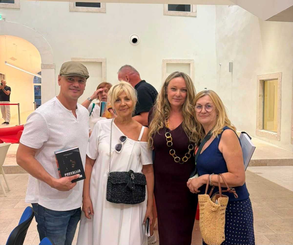 MARINA TOMAŠEVIĆ: Hrvatskom iseljeništvu stalno se nude reprize, reprize i opet reprize! MARINA TOMAŠEVIĆ: Hrvatskom iseljeništvu stalno se nude reprize, reprize i opet reprize!