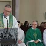 Zbor mladih "Gospe od zdravlja" u Kelkheimu na misi s propovijedi o iseljevanju iz domovine Zbor mladih "Gospe od zdravlja" u Kelkheimu na misi s propovijedi o iseljevanju iz domovine
