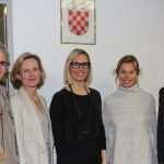 Izložba slika Valentine Kvesić iz Wiesbadena otvorena u Frankfurtu Izložba slika Valentine Kvesić iz Wiesbadena otvorena u Frankfurtu