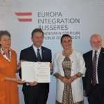 VISOKO PRIZNANJE Austrijsko – hrvatskom društvu u Beču nagrada Ministarstva vanjskih poslova Austrije VISOKO PRIZNANJE Austrijsko – hrvatskom društvu u Beču nagrada Ministarstva vanjskih poslova Austrije
