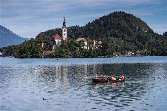 Bled (ILUSTRACIJA) / Foto Hina