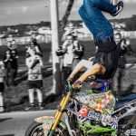 Matija Podhraški iz Stuttgarta vozio 4 km motocikl na glavi i oborio Guinnessov rekord Matija Podhraški iz Stuttgarta vozio 4 km motocikl na glavi i oborio Guinnessov rekord