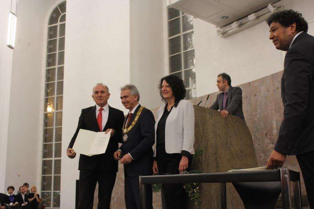 (FOTO) Stipe Puđa i Ljiljana Šiletić među dobitnicima nagrada grada Frankfurta Foto: Fenix (PK)
