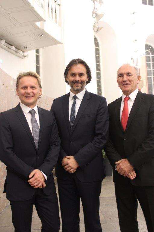(FOTO) Stipe Puđa i Ljiljana Šiletić među dobitnicima nagrada grada Frankfurta Foto: Fenix (PK)