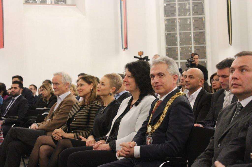 (FOTO) Stipe Puđa i Ljiljana Šiletić među dobitnicima nagrada grada Frankfurta Foto: Fenix (PK)