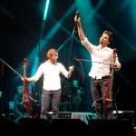 (Video) 2cellos na europskoj turneji sa Zagrebačkim solistima: U Kölnu ih dočekalo više od 10 tisuća ljudi (Video) 2cellos na europskoj turneji sa Zagrebačkim solistima: U Kölnu ih dočekalo više od 10 tisuća ljudi