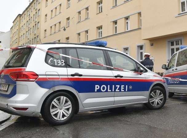 POLICIJA