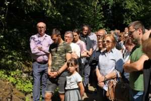 (FOTO) Više od 5.000 vjernika na 48. marijanskom hodočašću u Nevigesu (FOTO) Više od 5.000 vjernika na 48. marijanskom hodočašću u Nevigesu