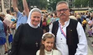 DANAS JE BLAGDAN TIJELOVA: Katolička crkva slavi ustanovljenje euharistije - tradicionalne procesije središtem gardova i u hrvatskom iseljeništvu