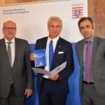 Nagrade Hessena za posebna dostignuća građana stranog podrijetla dobili Dubrovčanin dr. Ivo Martinović i Brođanka Suzana Flanz Nagrade Hessena za posebna dostignuća građana stranog podrijetla dobili Dubrovčanin dr. Ivo Martinović i Brođanka Suzana Flanz