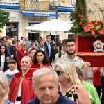 Hrvatska predsjednica u svečanoj procesiji ulicama Rijeka Hrvatska predsjednica u svečanoj procesiji ulicama Rijeka