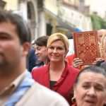 Hrvatska predsjednica u svečanoj procesiji ulicama Rijeka Hrvatska predsjednica u svečanoj procesiji ulicama Rijeka