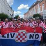 (FOTO i VIDEO) Noć u kojoj su Hrvati slavili u Stuttgartu, Frankfurtu, Münchenu, Mainzu, Oldenburgu, Offenbachu, Karlsruheu, Bonnu, Zürichu... (FOTO i VIDEO) Noć u kojoj su Hrvati slavili u Stuttgartu, Frankfurtu, Münchenu, Mainzu, Oldenburgu, Offenbachu, Karlsruheu, Bonnu, Zürichu...