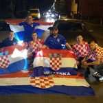 (FOTO i VIDEO) Noć u kojoj su Hrvati slavili u Stuttgartu, Frankfurtu, Münchenu, Mainzu, Oldenburgu, Offenbachu, Karlsruheu, Bonnu, Zürichu... (FOTO i VIDEO) Noć u kojoj su Hrvati slavili u Stuttgartu, Frankfurtu, Münchenu, Mainzu, Oldenburgu, Offenbachu, Karlsruheu, Bonnu, Zürichu...
