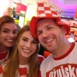 (FOTO i VIDEO) Noć u kojoj su Hrvati slavili u Stuttgartu, Frankfurtu, Münchenu, Mainzu, Oldenburgu, Offenbachu, Karlsruheu, Bonnu, Zürichu... (FOTO i VIDEO) Noć u kojoj su Hrvati slavili u Stuttgartu, Frankfurtu, Münchenu, Mainzu, Oldenburgu, Offenbachu, Karlsruheu, Bonnu, Zürichu...