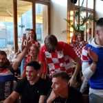 (FOTO i VIDEO) Noć u kojoj su Hrvati slavili u Stuttgartu, Frankfurtu, Münchenu, Mainzu, Oldenburgu, Offenbachu, Karlsruheu, Bonnu, Zürichu... (FOTO i VIDEO) Noć u kojoj su Hrvati slavili u Stuttgartu, Frankfurtu, Münchenu, Mainzu, Oldenburgu, Offenbachu, Karlsruheu, Bonnu, Zürichu...