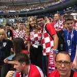 (FOTO) Uz brojne poznate Hrvate i otac Marija Mandžukića među publikom u Moskvi - gleda i bodri sina i Vatrene (FOTO) Uz brojne poznate Hrvate i otac Marija Mandžukića među publikom u Moskvi - gleda i bodri sina i Vatrene