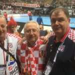 Olimpijska dvorana u Münchenu sva u kockicama, brojni hrvatski navijači iz Njemačke, Hrvatske i BiH očekuju pobjedu nad Španjolskom Olimpijska dvorana u Münchenu sva u kockicama, brojni hrvatski navijači iz Njemačke, Hrvatske i BiH očekuju pobjedu nad Španjolskom