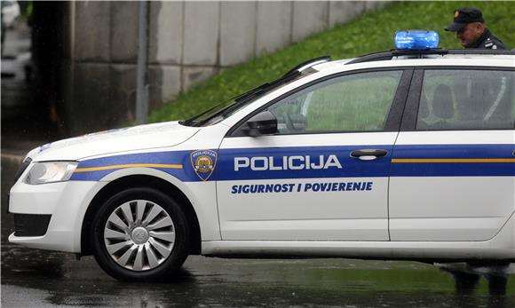 policija