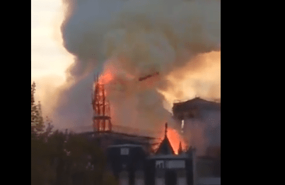 Razorni požar u katedrali Notre Dame izbio je 15. travnja 2019. (ILUSTRACIJA) / Foto: Fenix (Ante Malić)