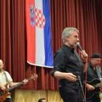 (FOTO) VELIKA ZABAVA U AUSTRIJSKOM KUFSTEINU: Oko 1.300 ljudi zabavljalo se uz Miroslava Škoru, Čuvare noći i folklorna društva (FOTO) VELIKA ZABAVA U AUSTRIJSKOM KUFSTEINU: Oko 1.300 ljudi zabavljalo se uz Miroslava Škoru, Čuvare noći i folklorna društva