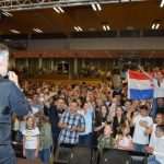 (FOTO) VELIKA ZABAVA U AUSTRIJSKOM KUFSTEINU: Oko 1.300 ljudi zabavljalo se uz Miroslava Škoru, Čuvare noći i folklorna društva (FOTO) VELIKA ZABAVA U AUSTRIJSKOM KUFSTEINU: Oko 1.300 ljudi zabavljalo se uz Miroslava Škoru, Čuvare noći i folklorna društva
