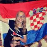 (FOTO) VELIKA ZABAVA U AUSTRIJSKOM KUFSTEINU: Oko 1.300 ljudi zabavljalo se uz Miroslava Škoru, Čuvare noći i folklorna društva (FOTO) VELIKA ZABAVA U AUSTRIJSKOM KUFSTEINU: Oko 1.300 ljudi zabavljalo se uz Miroslava Škoru, Čuvare noći i folklorna društva