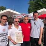 (VIDEO I FOTO): Više od 2.500 gledatelja pratilo utakmice 30 momčadi na turniru Croatije München, nastupile mažoretkinje a iz Frankfurta stigli veterani Croatije (VIDEO I FOTO): Više od 2.500 gledatelja pratilo utakmice 30 momčadi na turniru Croatije München, nastupile mažoretkinje a iz Frankfurta stigli veterani Croatije