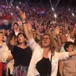 (FOTO) GLAZBENI SPEKTAKL NA POLJUDU: Hrvati iz domovine i iseljeništva uživali na koncertu "To je moja zemlja"