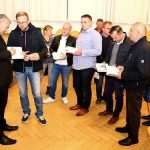 (FOTO) STUTTGART: Mnogim Hrvatima potekle suze na promociji knjige "Ne dam te od sebe" koju je uz autora predstavio biskup Franjo Komarica (FOTO) STUTTGART: Mnogim Hrvatima potekle suze na promociji knjige "Ne dam te od sebe" koju je uz autora predstavio biskup Franjo Komarica